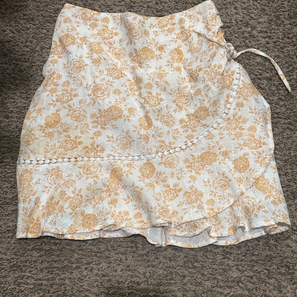Floral Wrap Skirt in Cream and Tan